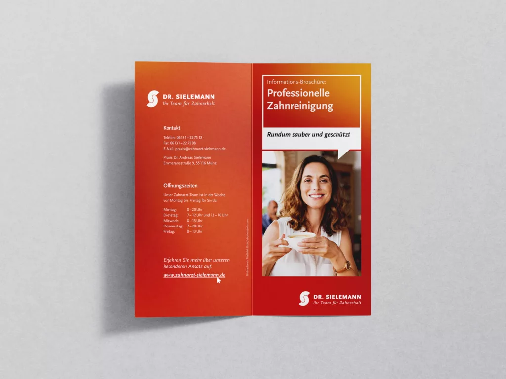 Informationsflyer für Zahnarztpraxis Dr. Sielemann aus Mainz. Thema: Professionelle Zahnreinigung